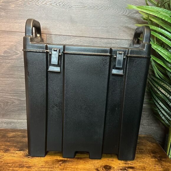 Carlisle LD250N03 - Cateraide™ LD Insulated Beverage Server 2.5 Gallon - Black - Picture 15 of 16